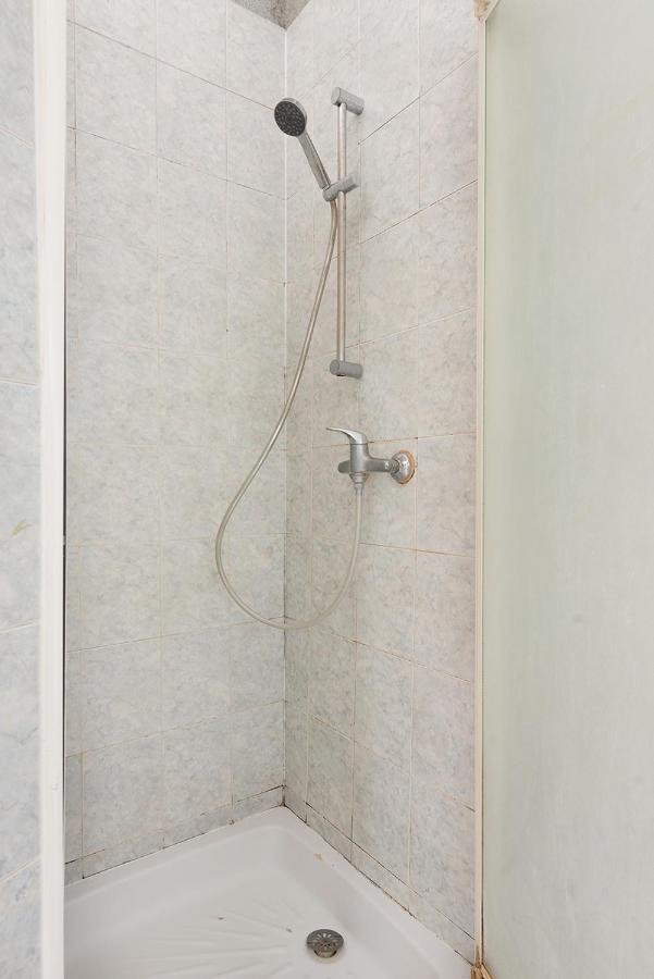 Cameleon Paris Guesthouse Pantin Esterno foto