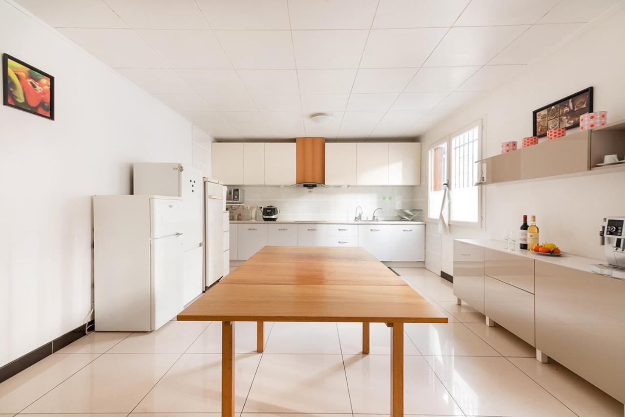 Cameleon Paris Guesthouse Pantin Esterno foto